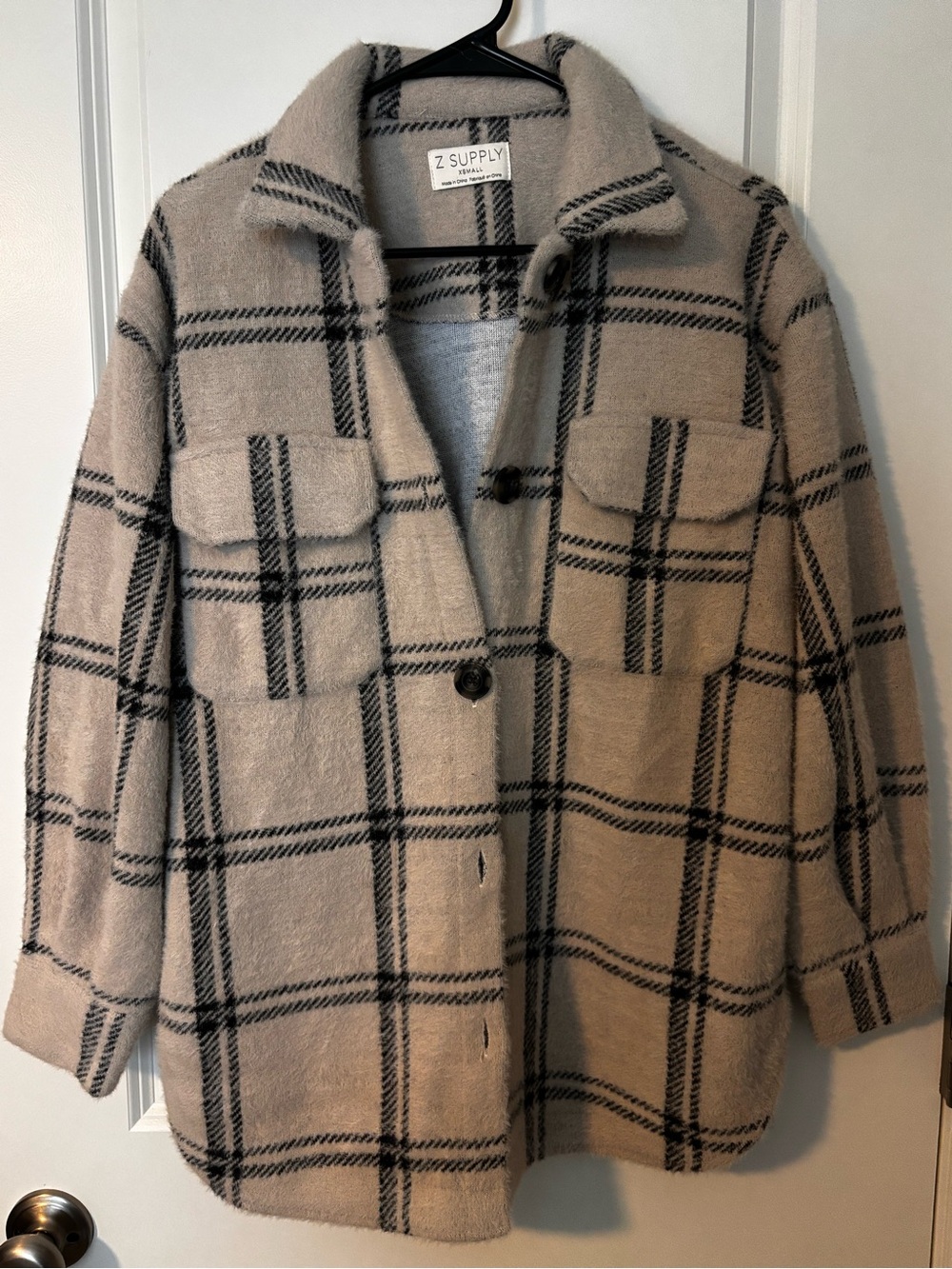 Z Supply off white and grey fuzzy Plaid Overshirt Jacket Shacket oversized